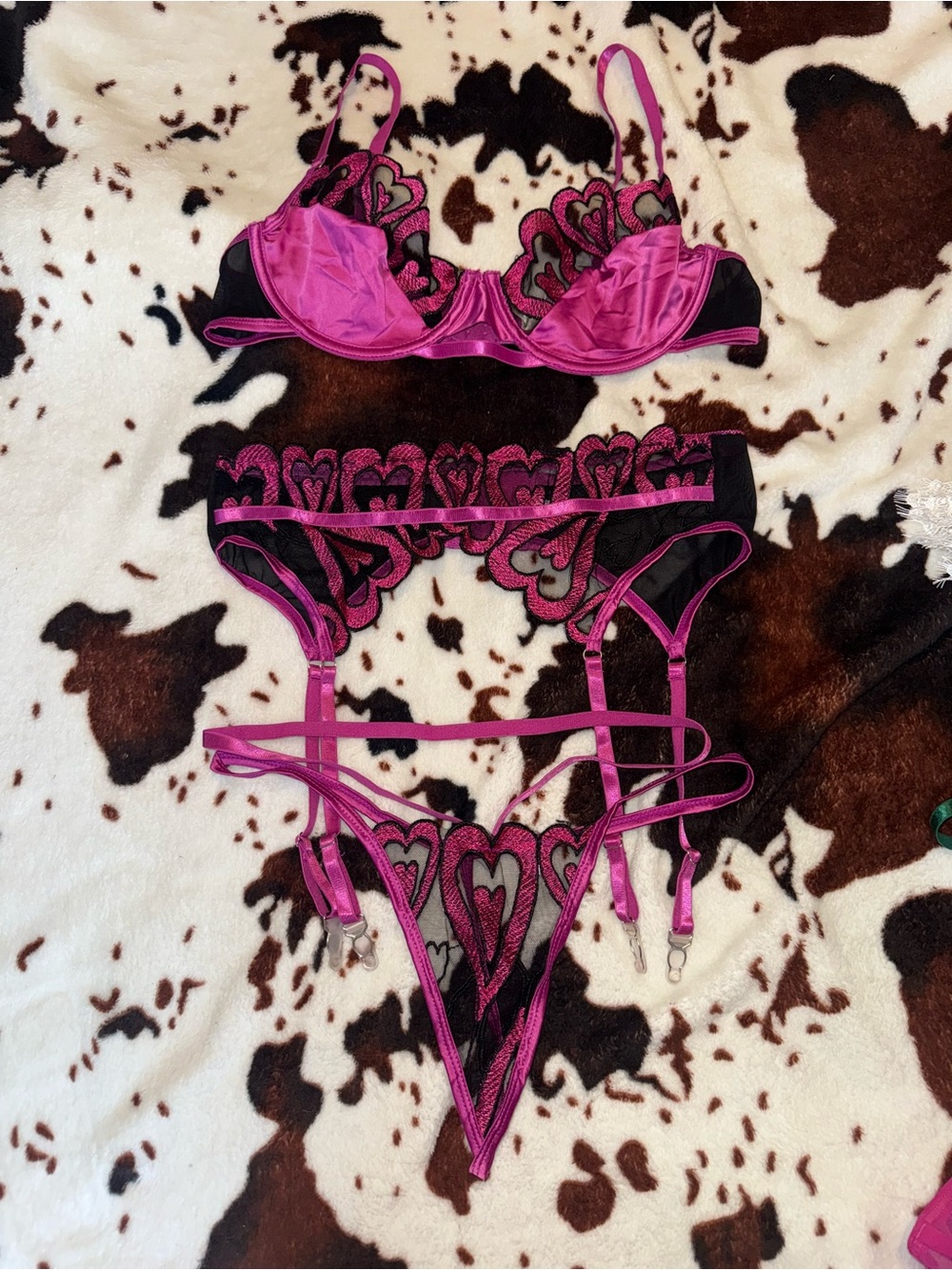 Fuchsia & Black Heart Lace Lingerie Set - Bra, Garter Belt & Thong